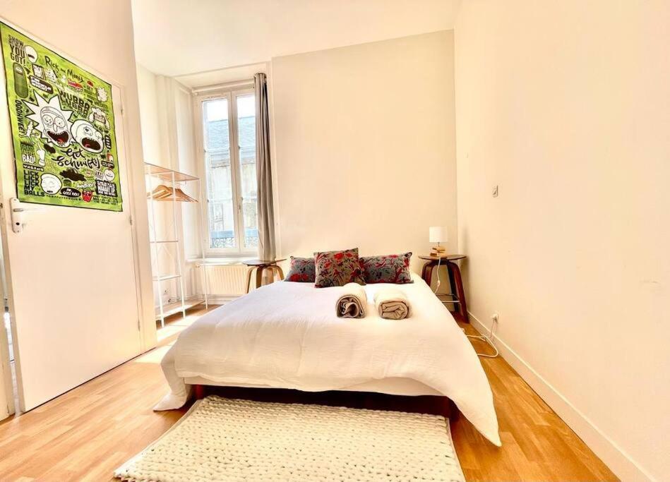 Maison, Appartement Type Triplex Atypique De Charme 圣布里厄 外观 照片
