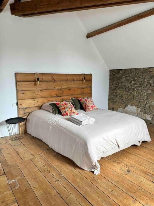 Maison, Appartement Type Triplex Atypique De Charme 圣布里厄 外观 照片