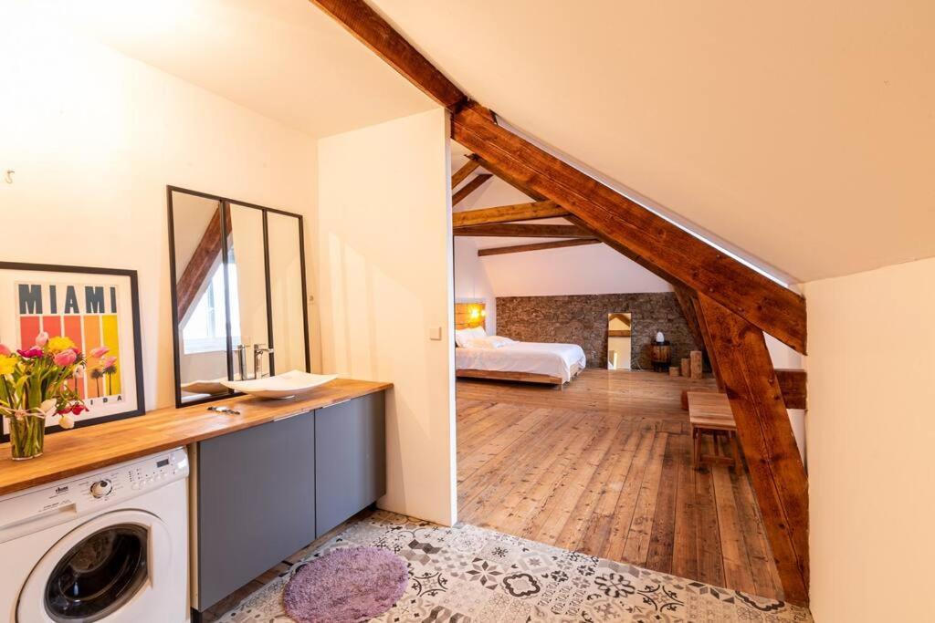 Maison, Appartement Type Triplex Atypique De Charme 圣布里厄 外观 照片