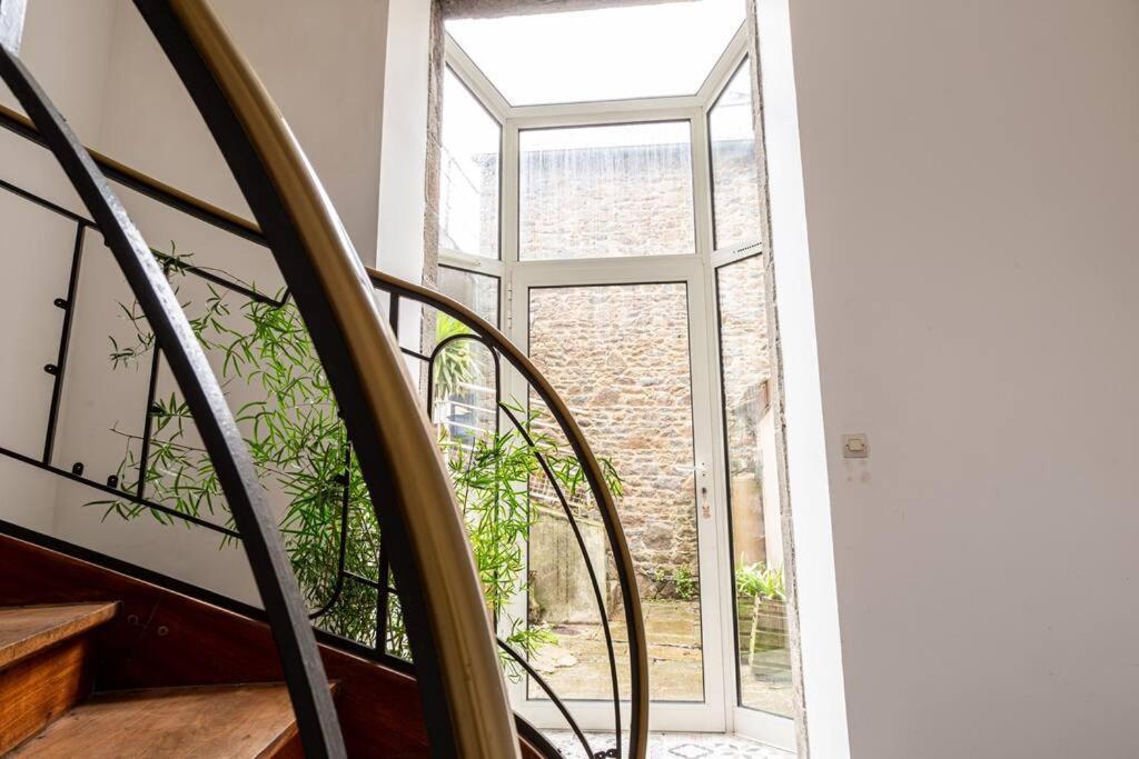 Maison, Appartement Type Triplex Atypique De Charme 圣布里厄 外观 照片